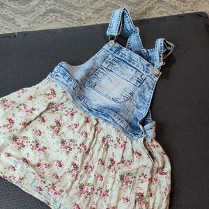 Jordache Overall Dress . Girls 10/12